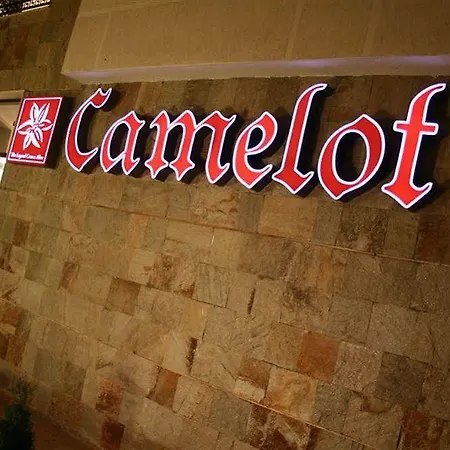 Апартамент Camelot